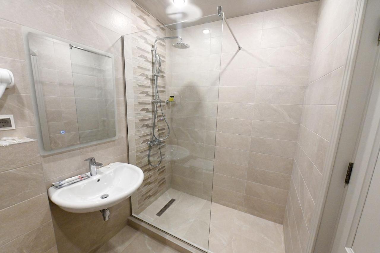 Prime Hotel Giumri Zewnętrze zdjęcie