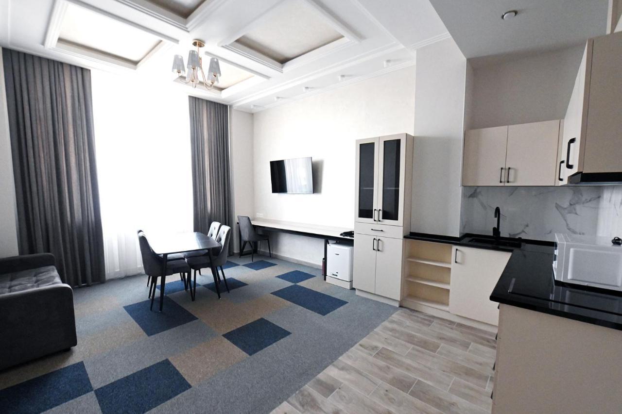 Prime Hotel Giumri Zewnętrze zdjęcie
