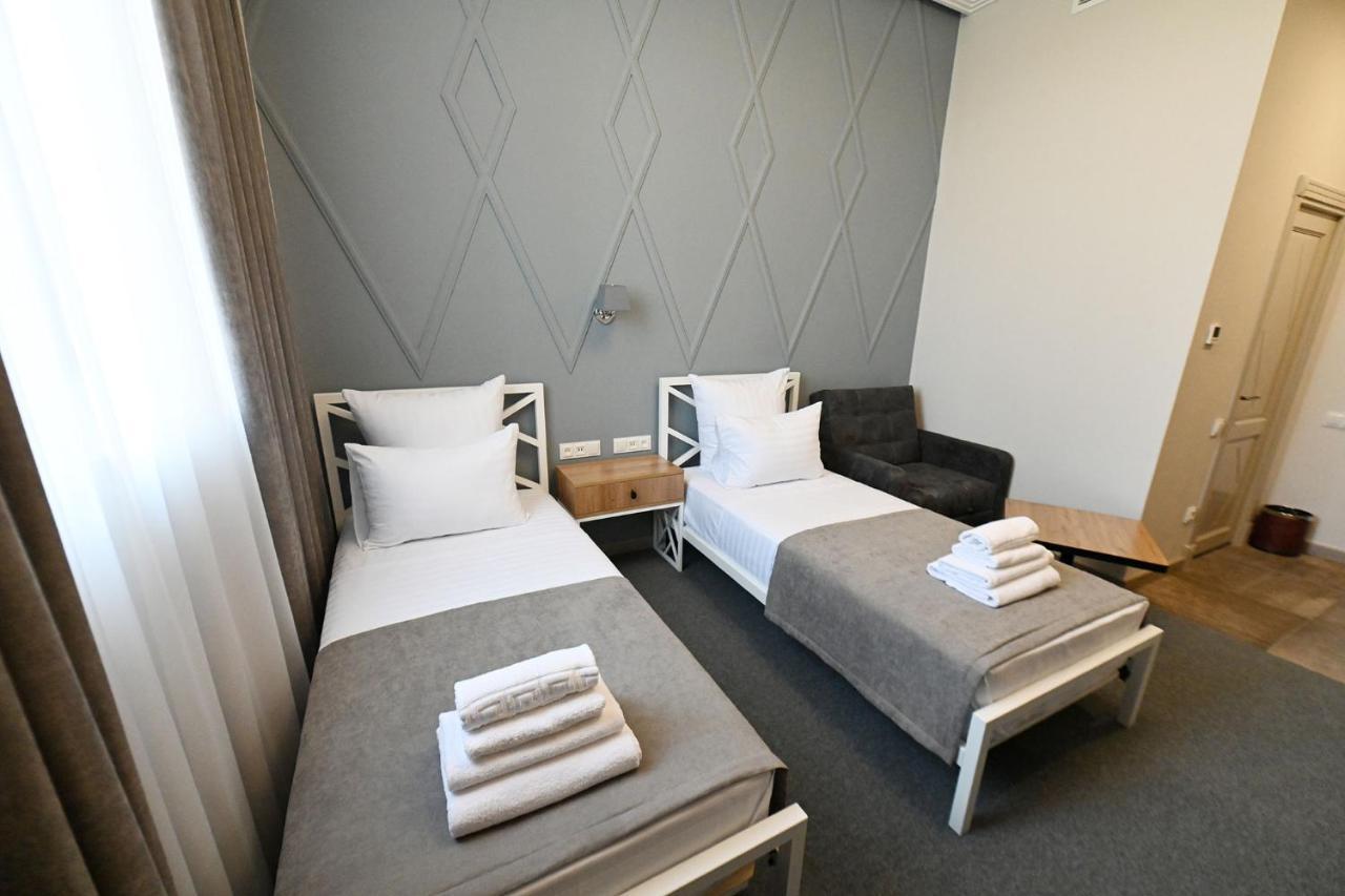 Prime Hotel Giumri Zewnętrze zdjęcie