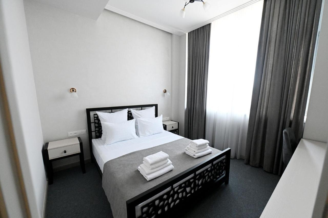 Prime Hotel Giumri Zewnętrze zdjęcie