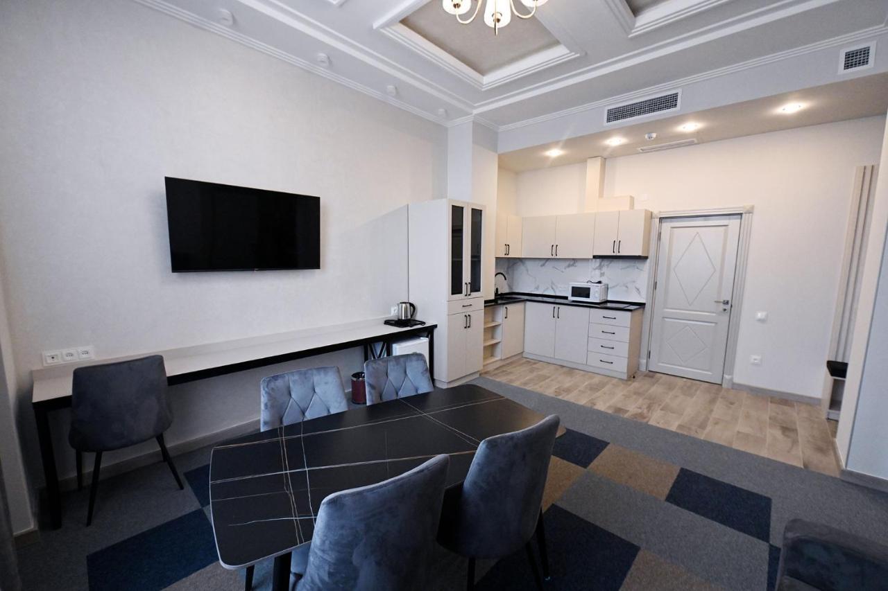 Prime Hotel Giumri Zewnętrze zdjęcie