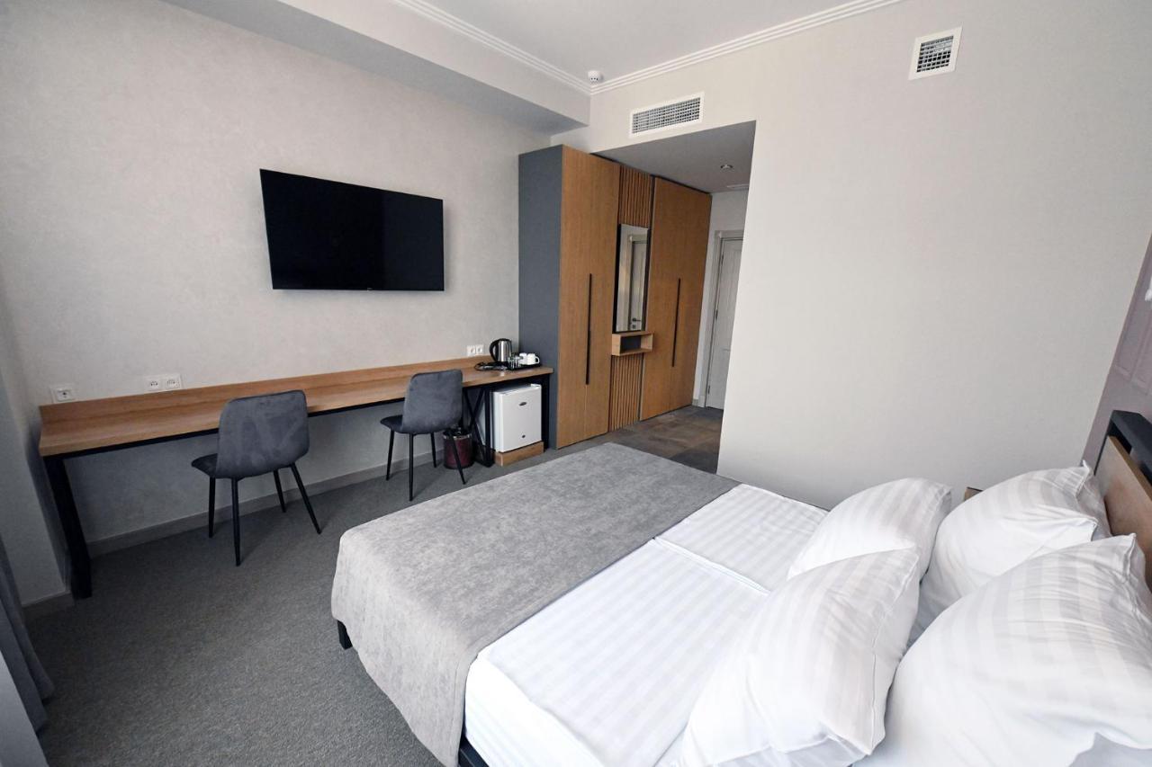 Prime Hotel Giumri Zewnętrze zdjęcie