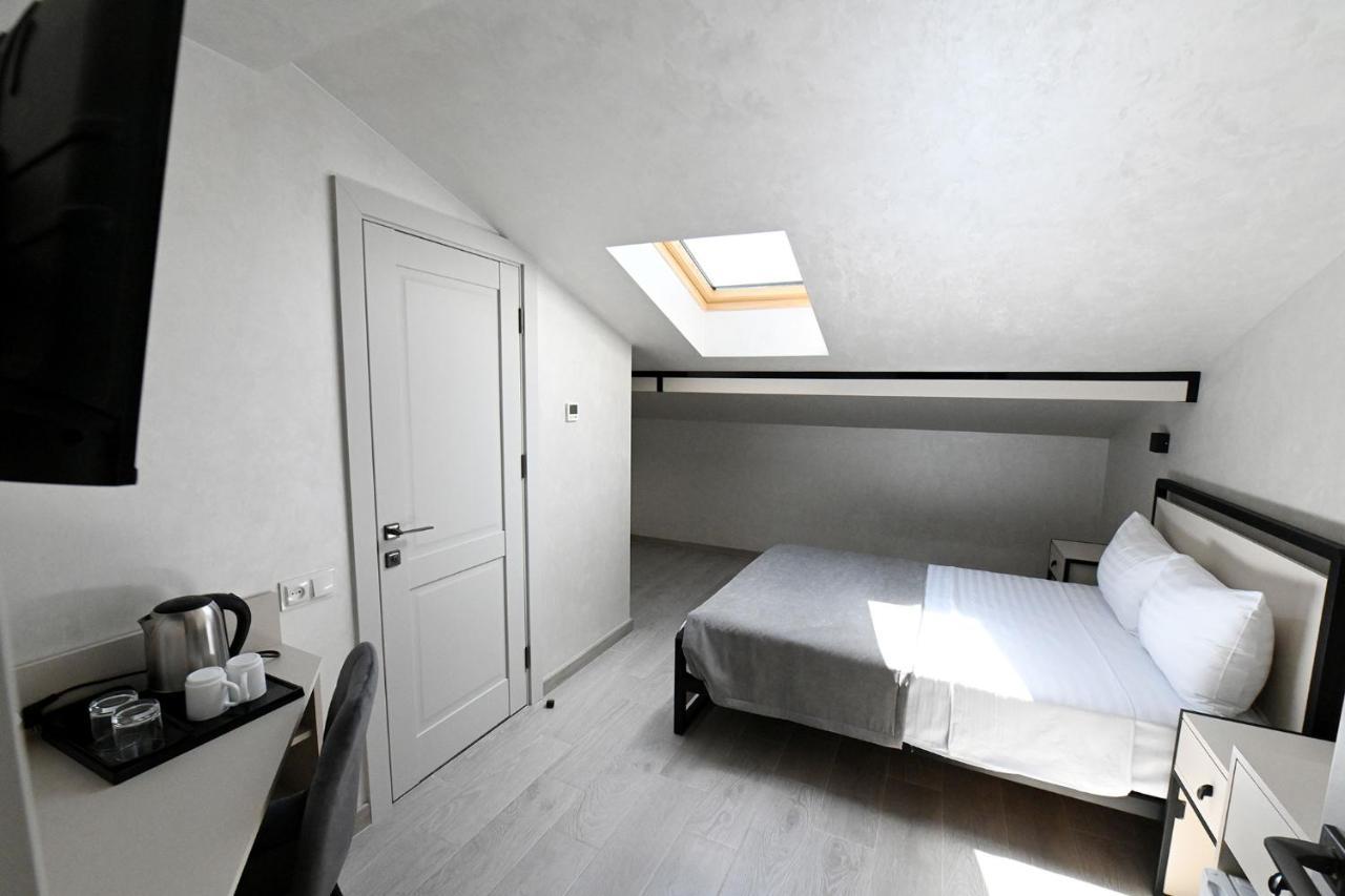 Prime Hotel Giumri Zewnętrze zdjęcie