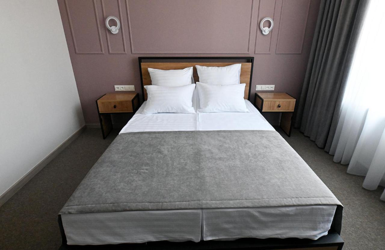 Prime Hotel Giumri Zewnętrze zdjęcie