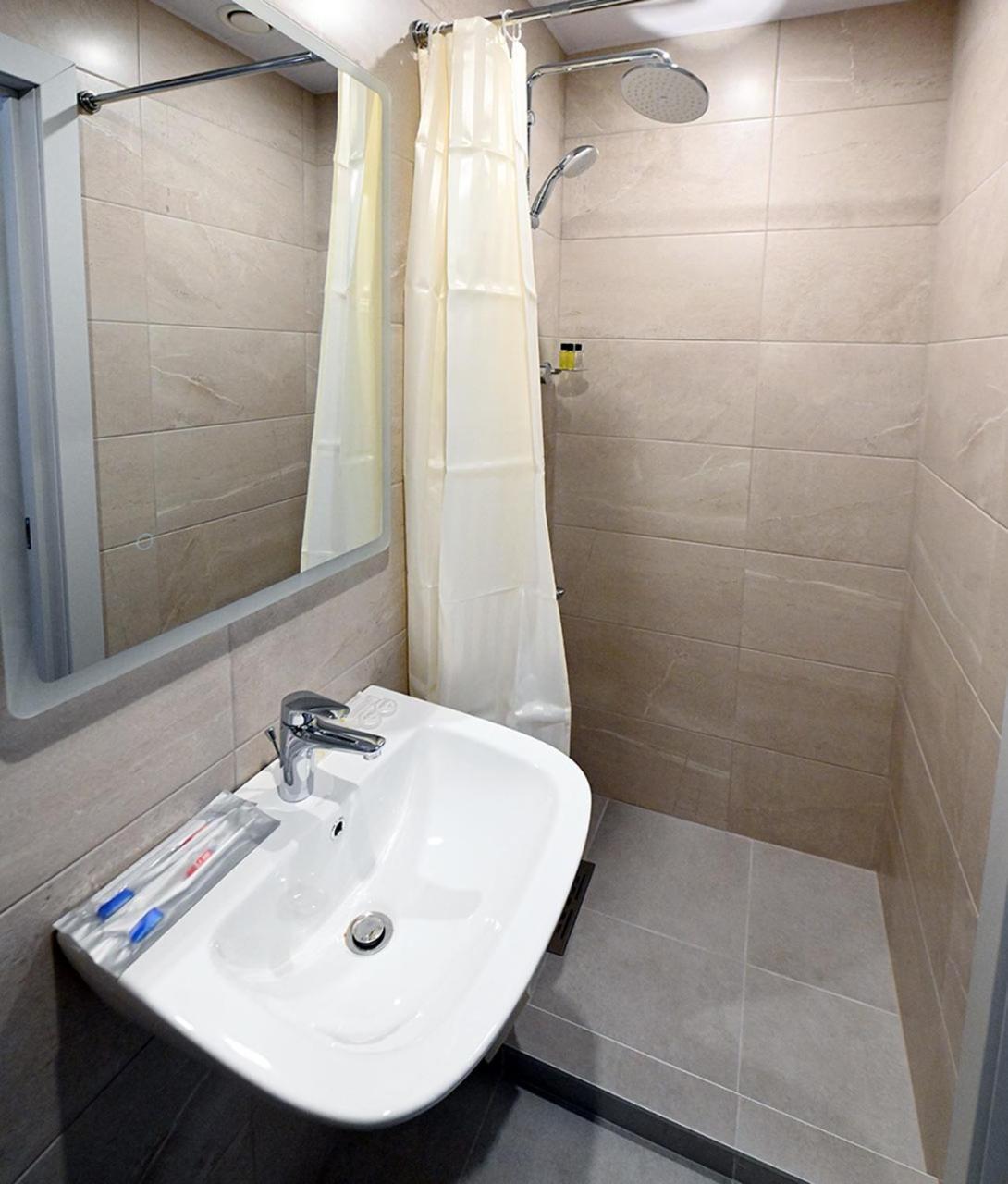Prime Hotel Giumri Zewnętrze zdjęcie