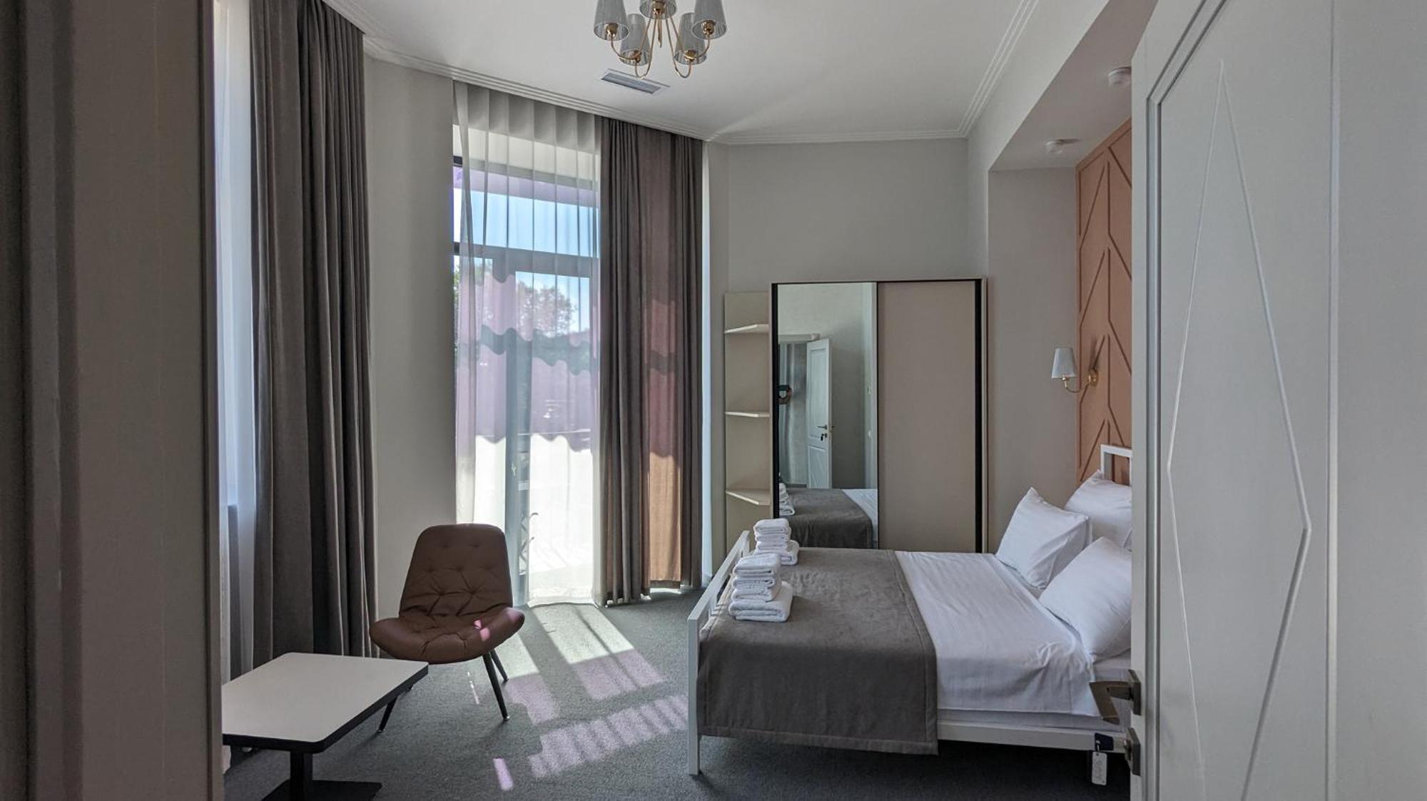 Prime Hotel Giumri Zewnętrze zdjęcie