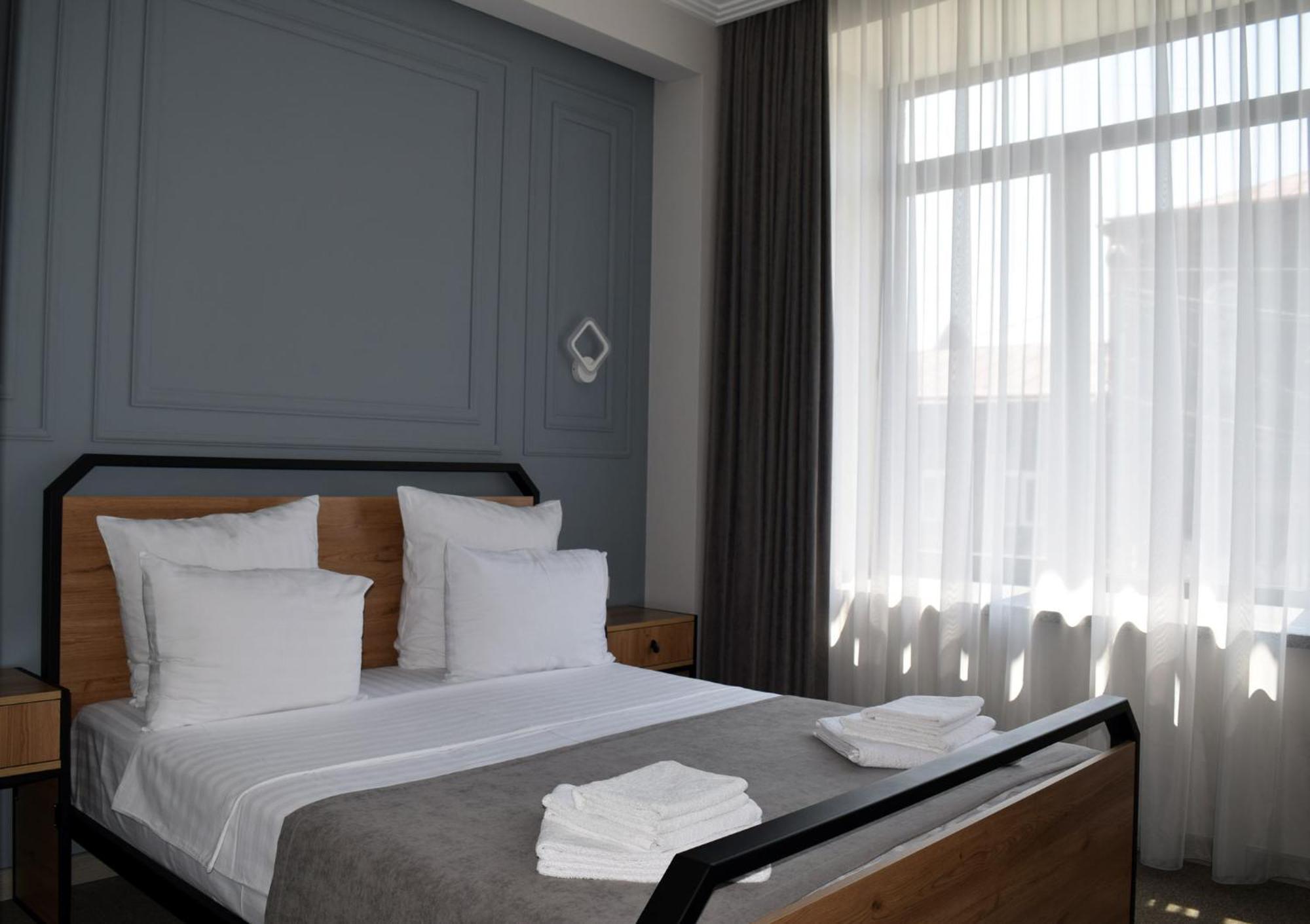 Prime Hotel Giumri Zewnętrze zdjęcie