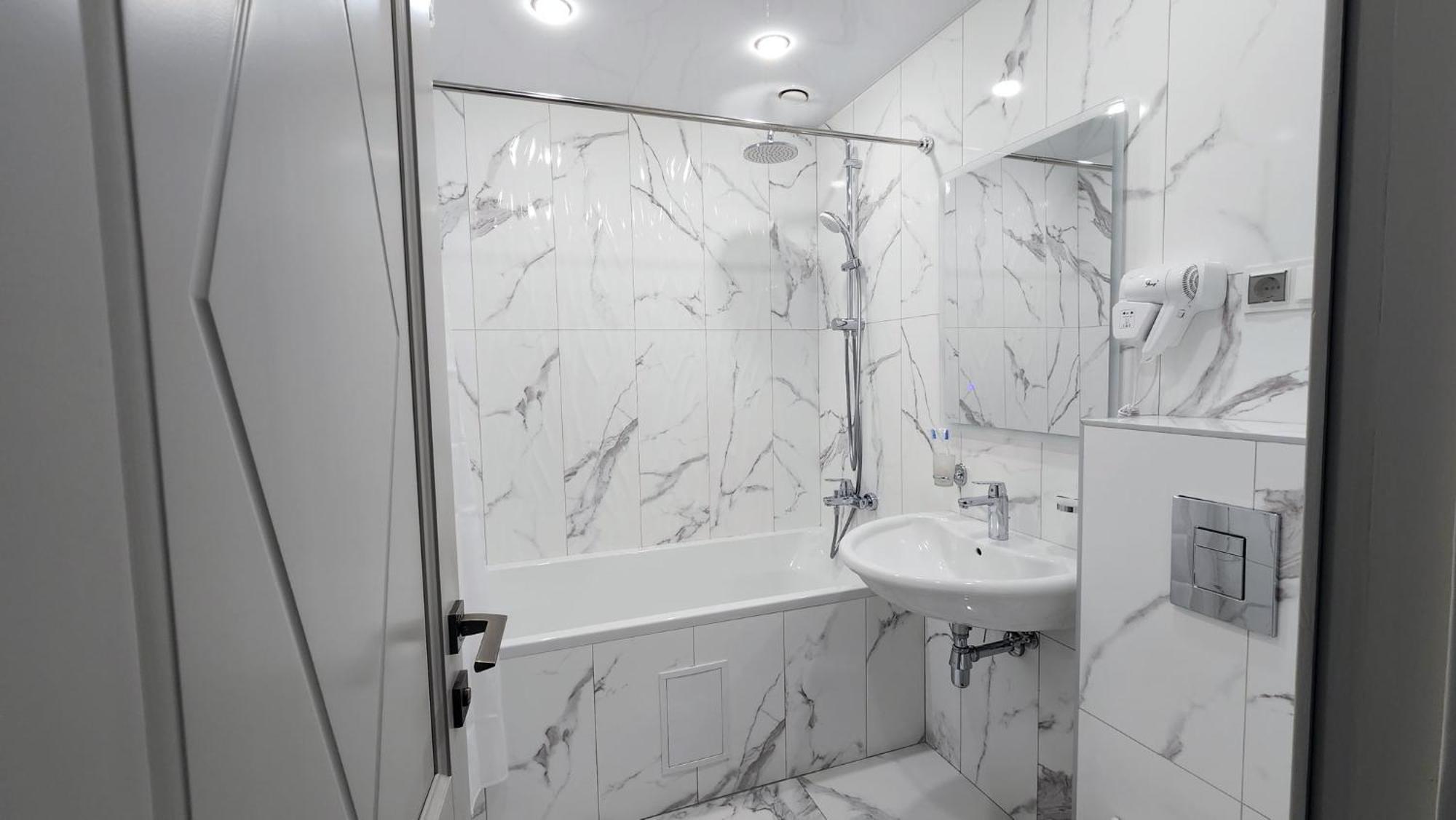 Prime Hotel Giumri Zewnętrze zdjęcie